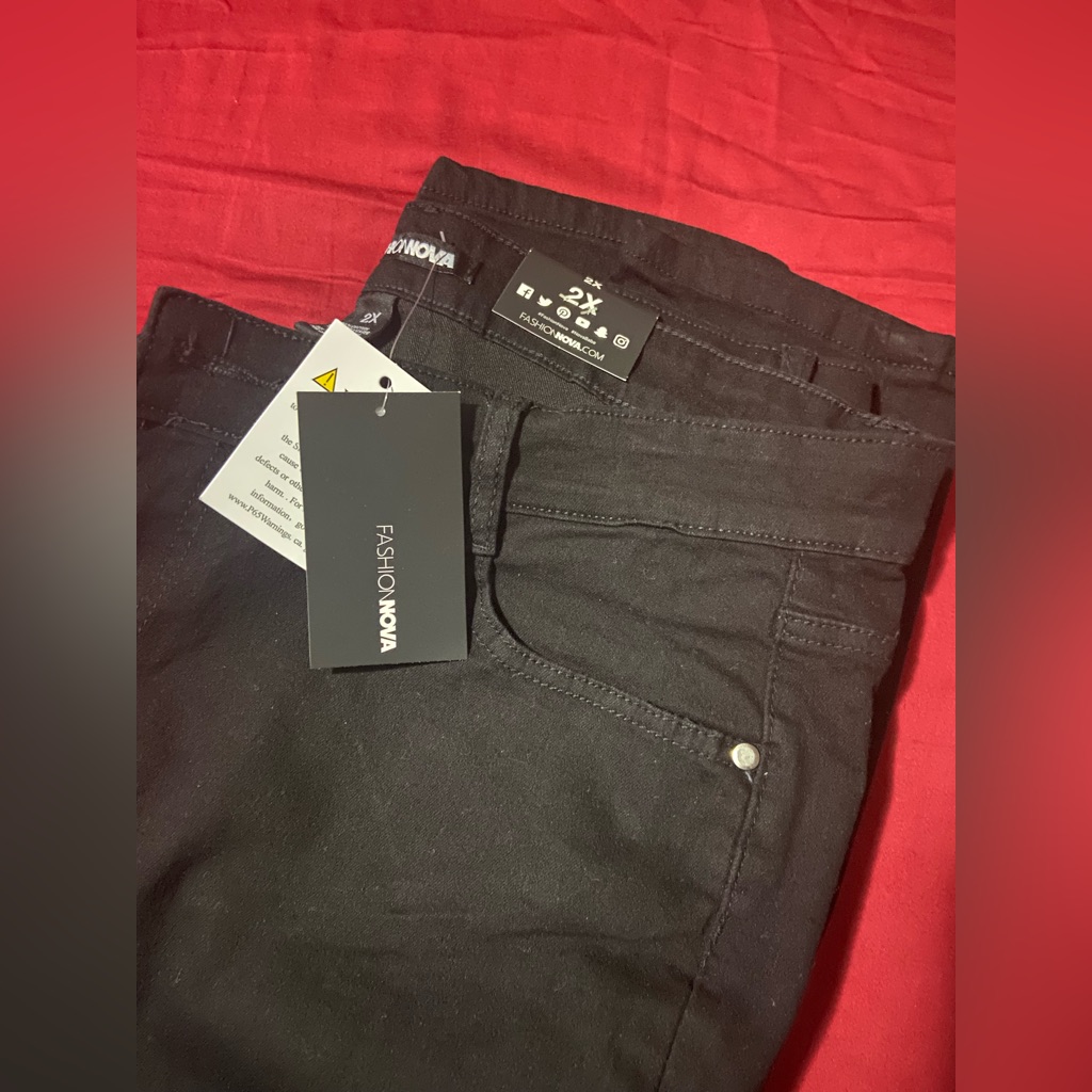 Fashion Nova Jeans!!